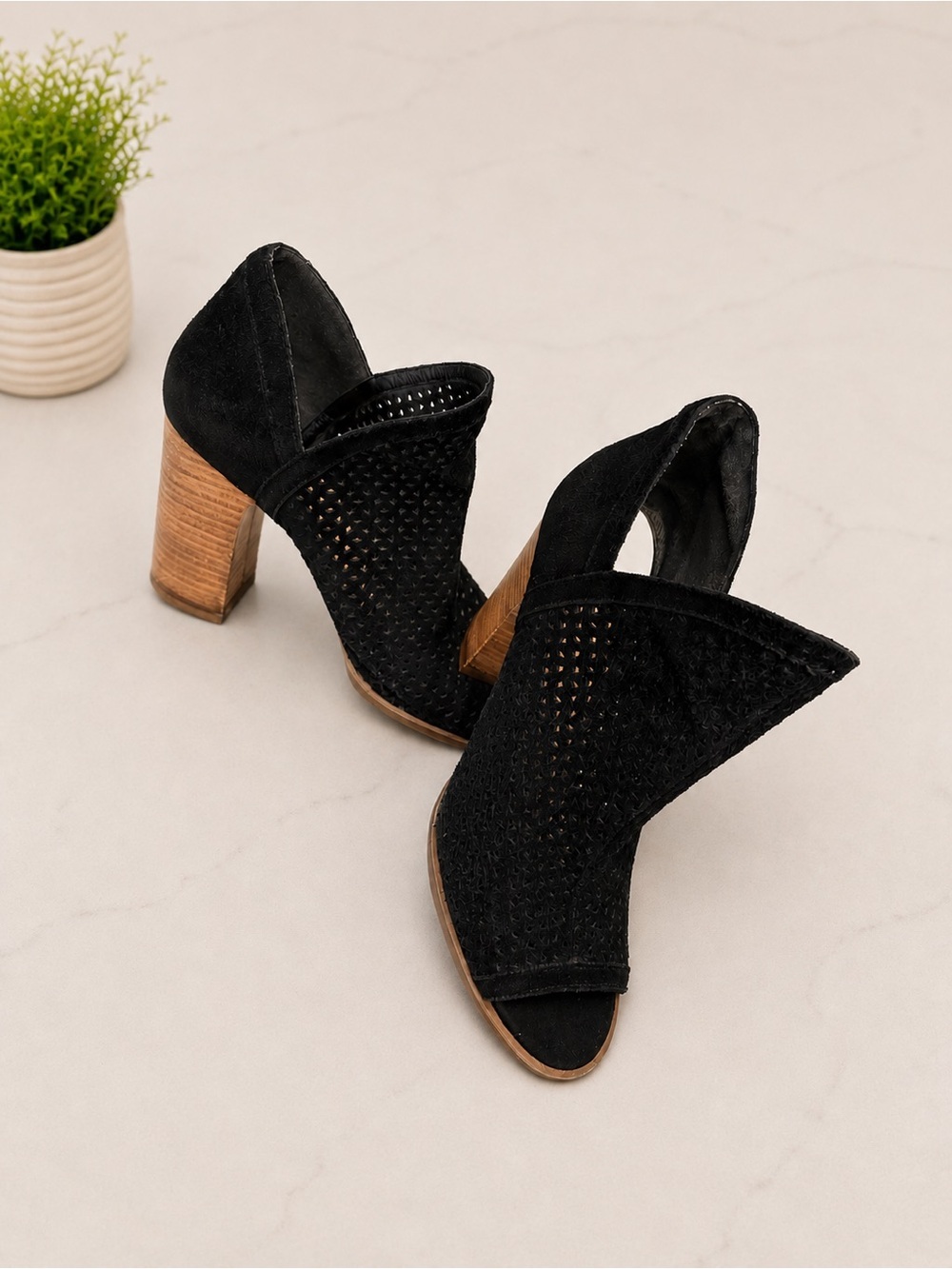 Lucky Brand Black Perforated Suede Peep Toe Booties Stacked Heel Womens Size 9 - Picture 2 of 5